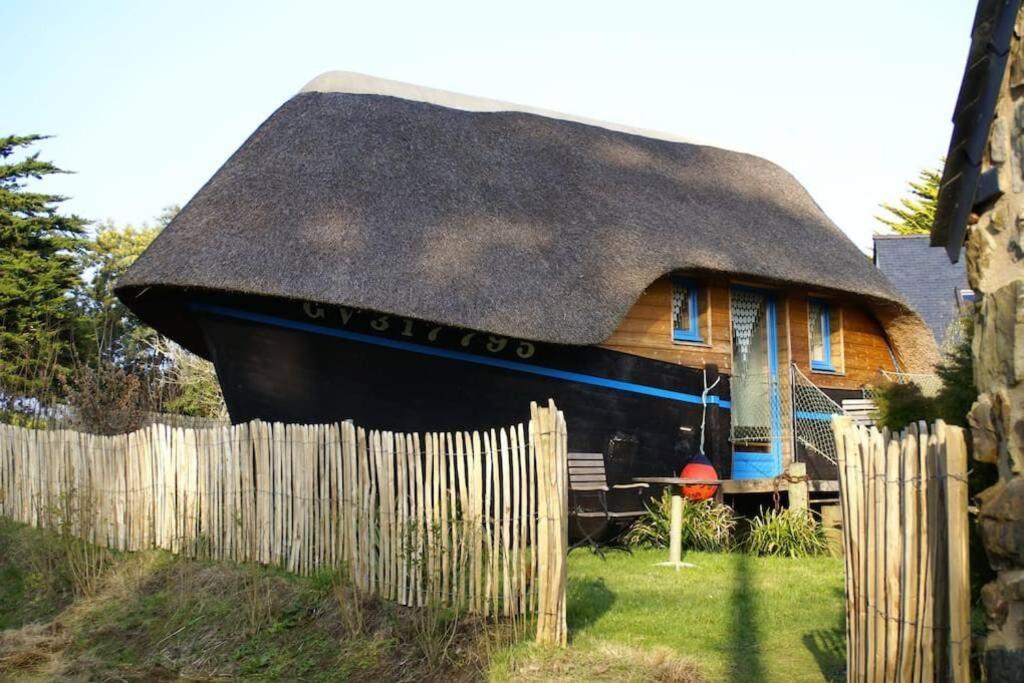Unique Et Insolite, Chambre Privee - La Caloge De Kastell Dinn Crozon Exterior photo