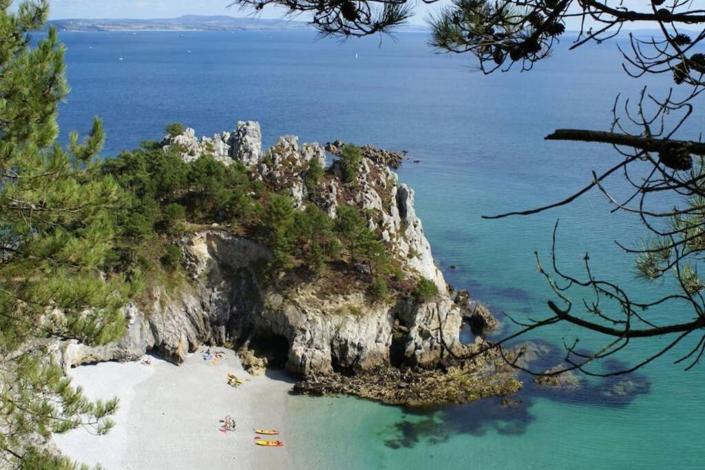 Unique Et Insolite, Chambre Privee - La Caloge De Kastell Dinn Crozon Exterior photo